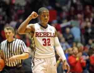 Jarvis Summers hit two free throws in the final seconds to defeat the Gators. (Photo credit: Bentley Breland)