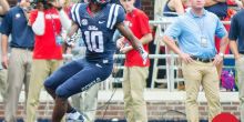 Vince Sanders keeps his eye on the ball