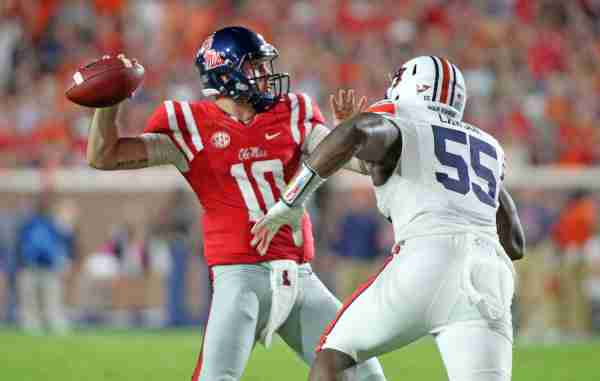 Rebels drop hard-fought game to No. 15 Auburn, 40-29
