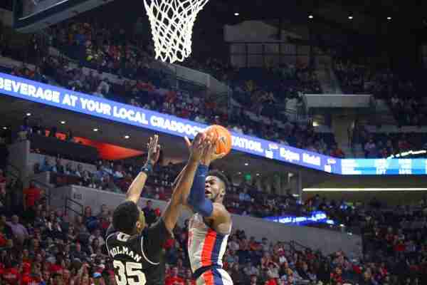 Ole Miss pounds Mississippi State 88-61