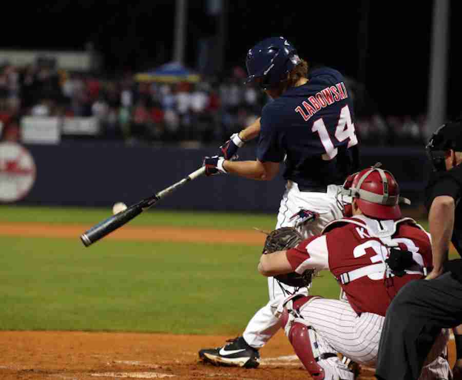 No. 4 Ole Miss drops series opener to No. 5 Arkansas, 6-4