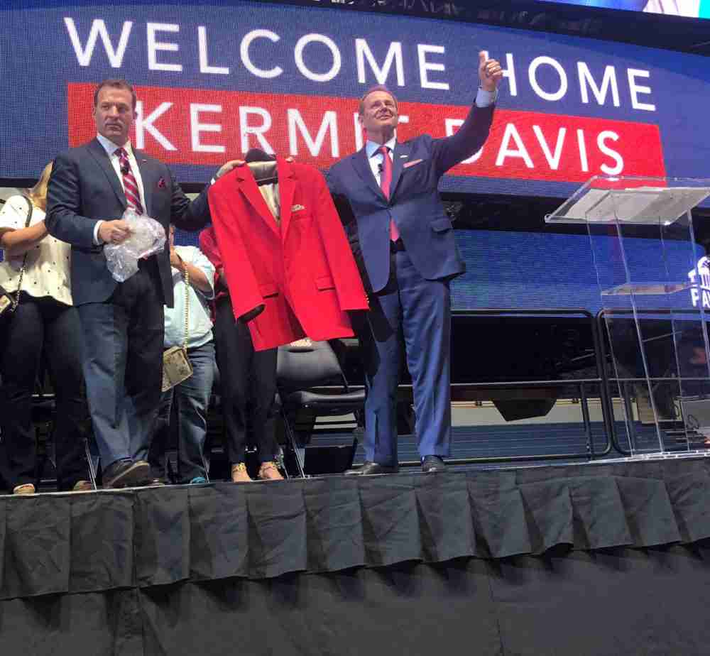 Kermit Davis officially introduced as new Ole Miss head basketball coach
