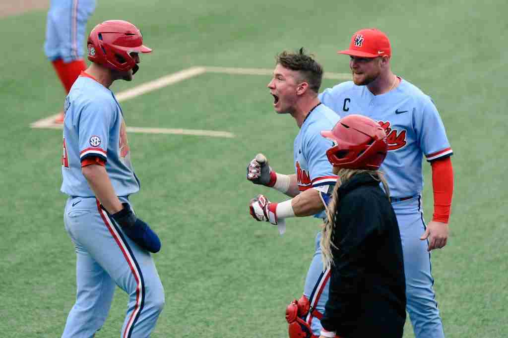 Baseball Weekend Wrap-Up: Rebels drop series to Auburn with extra-inning, game three loss