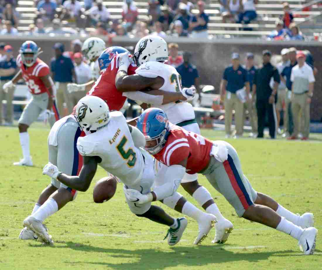 Jacquez Jones’ attack leads Landshark Feeding Frenzy