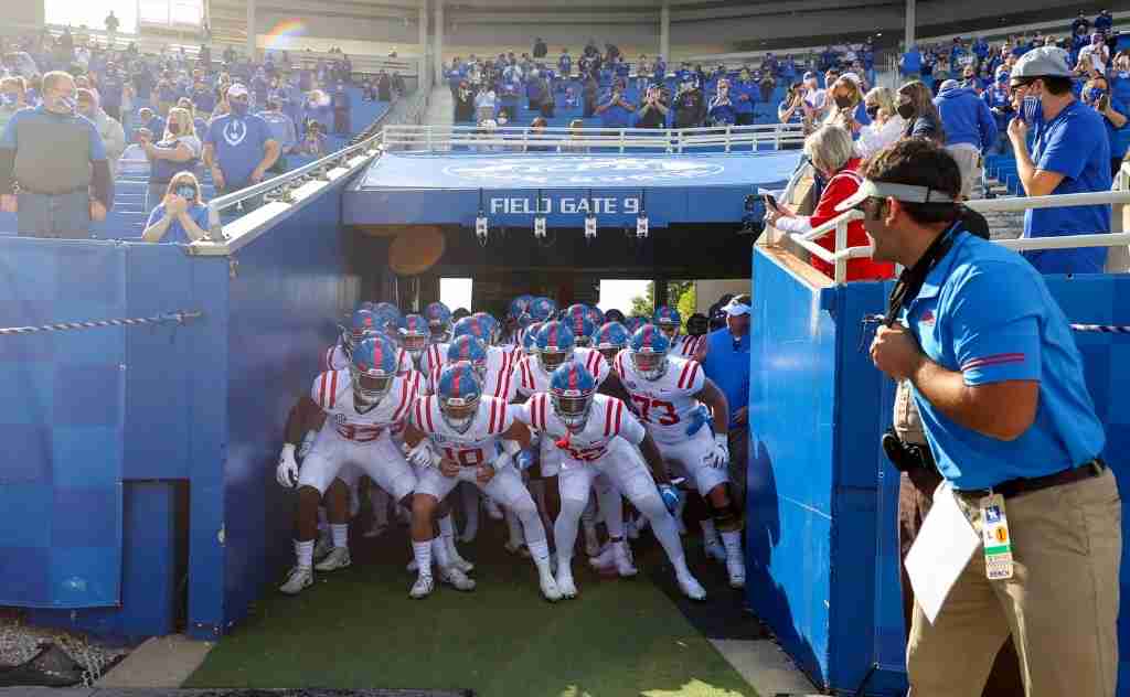 BARNEStorming: Some Thoughts Around the College Football World