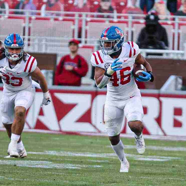 In a Nutshell: Ole Miss defense stiffens but offensive woes plague Rebs in loss to Hogs