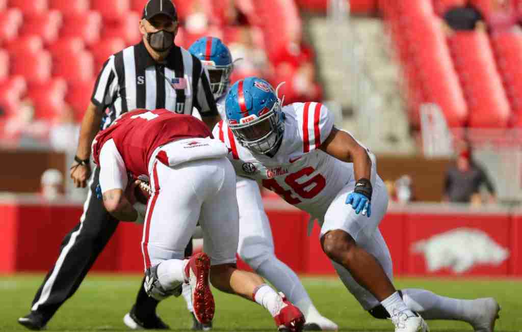Ole Miss linebacker MoMo Sanogo emphasizes importance of communication