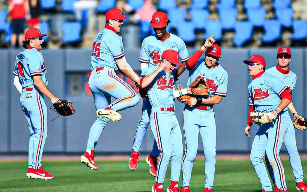 Ep. 9: Baseball Sweeps Auburn, Beats UCA, Spring Practice Begins Tuesday