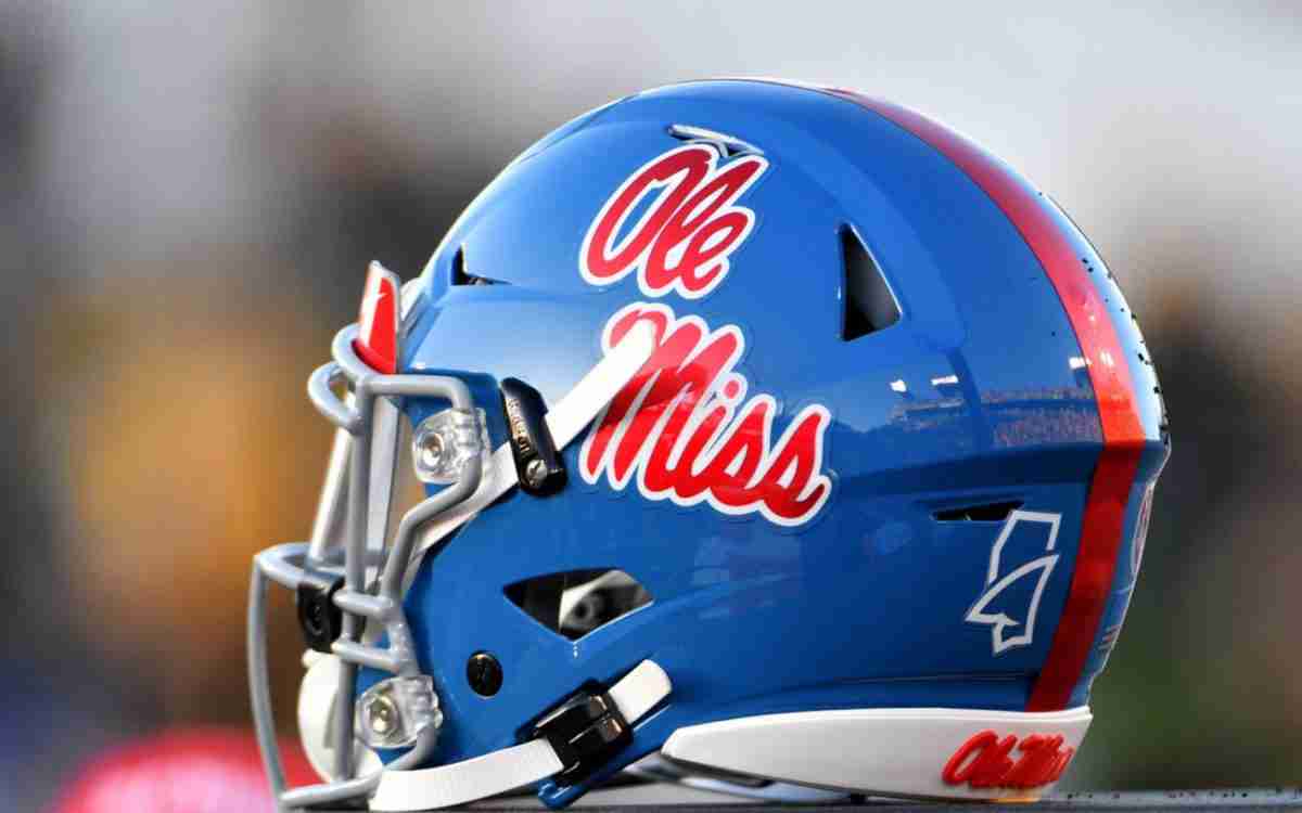 Classes Begin Today For Ole Miss Athletes Football Rebels Making The Grade On Off The Field The Rebel Walk Classes Begin Today For Ole Miss Athletes Football Rebels Making The Grade On Off The Field The Rebel Walk