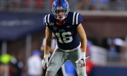 Former Ole Miss LB Luke Knox passes away