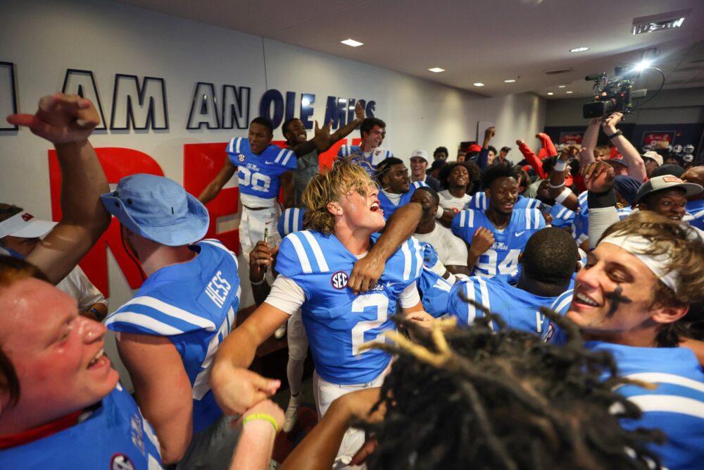 Ole Miss Defense Swarms, Rebels Stay Undefeated With 22-19 Win Over No ...