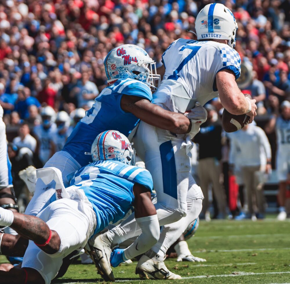 No. 22 Florida tackles road woes, series losing streak at Kentucky