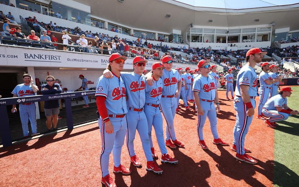 Miami baseball gains No. 15 ranking in coaches poll - State of The U