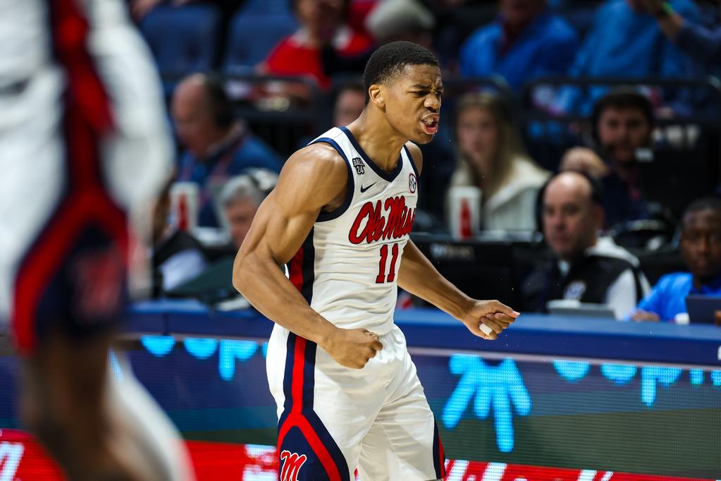 Ole Miss Men's Basketball Moves Back Into AP Top 25 Rankings After Two ...