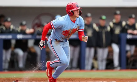 Midweek Preview: Diamond Rebs Head to Monroe for Battle with ULM Warhawks