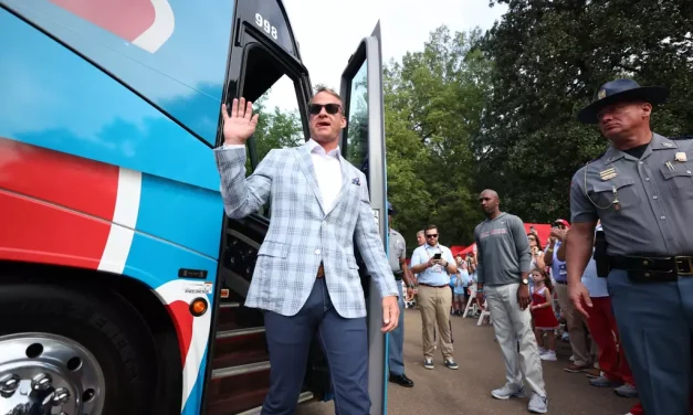 Visitors List: Lane Kiffin, Ole Miss hosting top recruits for SEC showdown with Kentucky
