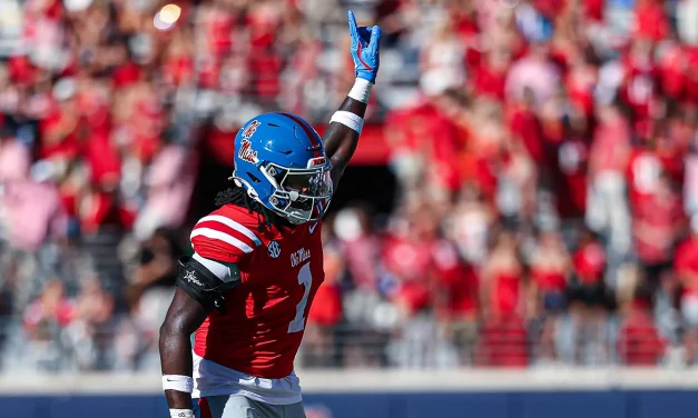 Princeley Umanmielen discusses Wake Forest road game, his adaptation to Pete Golding’s defense