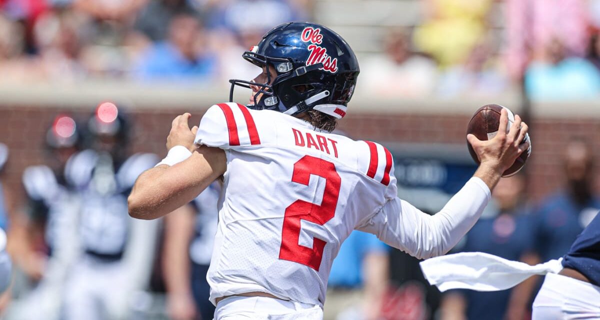 Jaxson Dart called for meeting of offense Sunday following loss to Kentucky