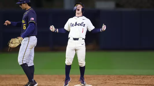 No. 17 Ole Miss Baseball Walks Off Murray State In Extra Innings for Tenth-Consecutive Win