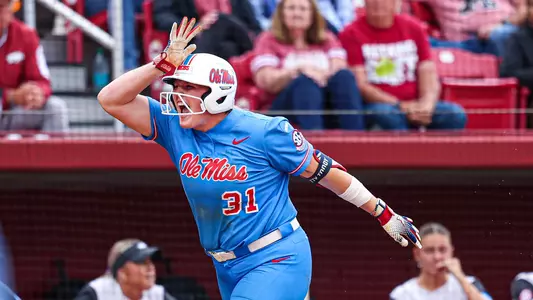 No. 17 Softball Tops No. 4 Arkansas, Punches Ticket to Women’s College World Series