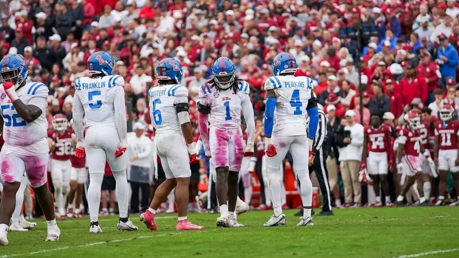 Ole Miss finds rhythm on both sides in 34-26 road win at Oklahoma